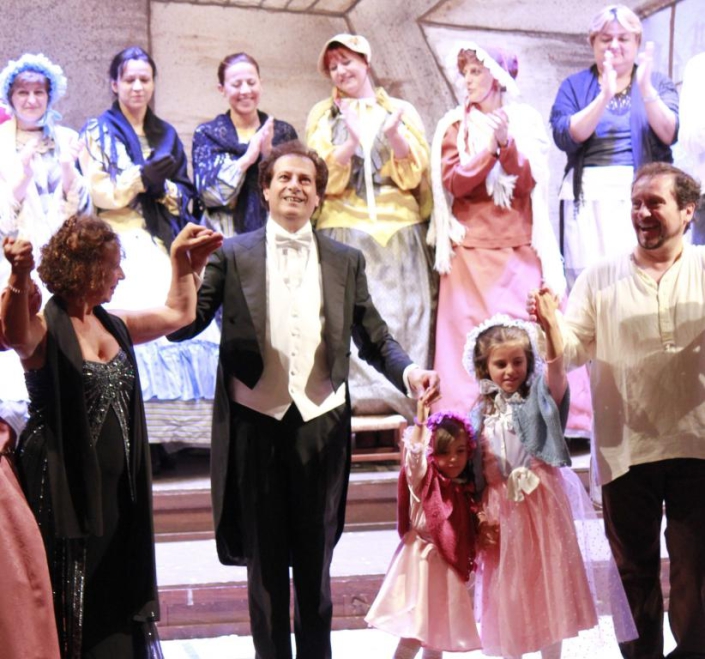 Saluti finali dopo la direzione dell’opera “La Bohème”
