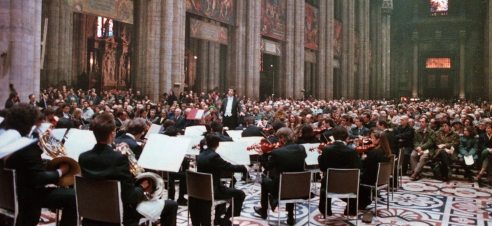 Maurizio Petrolo durante l’esecuzione della “Messa di gloria” di G. Puccini nel Duomo di Milano